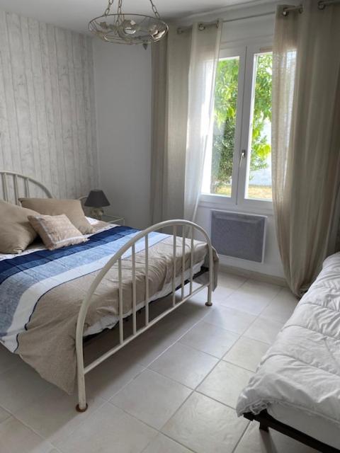 Maison Lumineuse A Ars En Re Holiday home