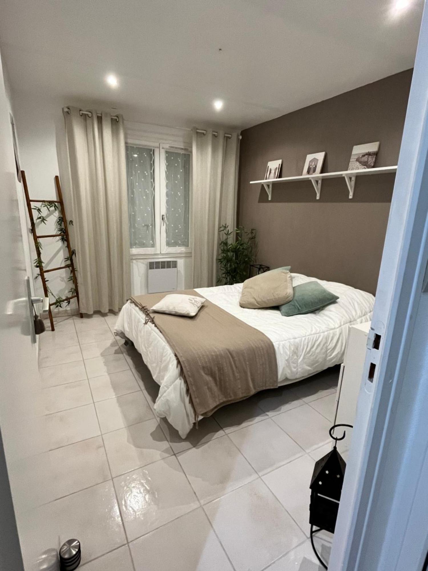 Maison Lumineuse A Ars En Re * Ars-en-Re